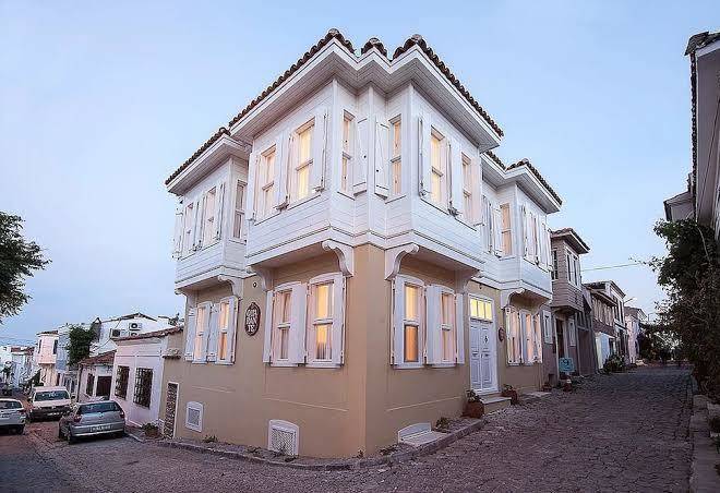 Quarante Hotel Image