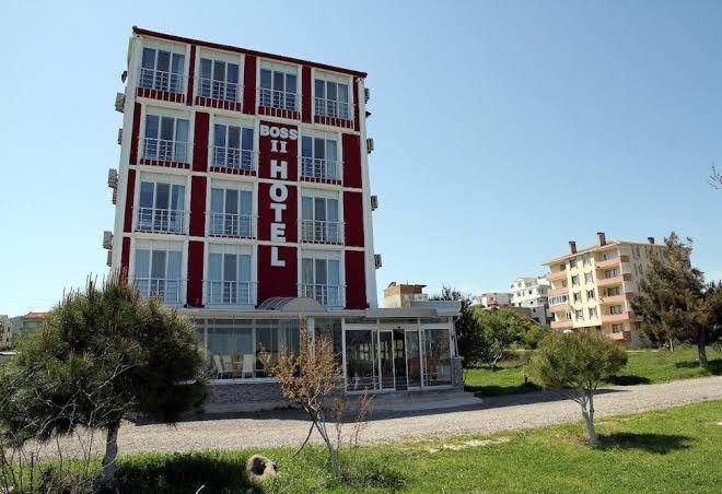 Boss hotel 2