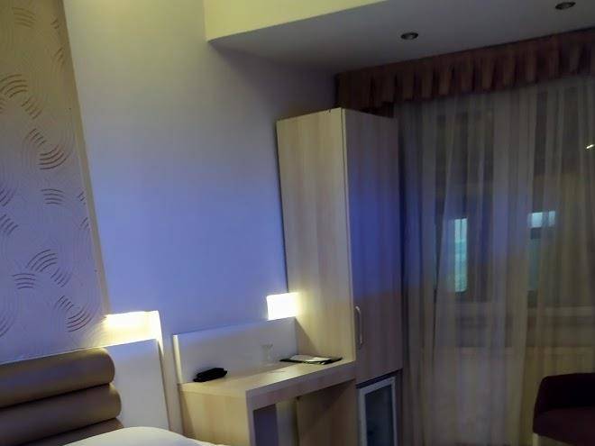 Emre otel
