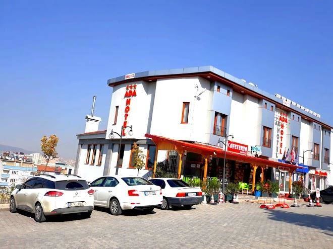 Ada hotel