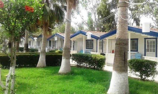 Mavibeyaz beach club