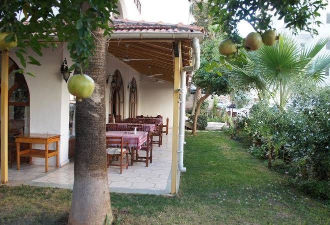 Yaka hotel