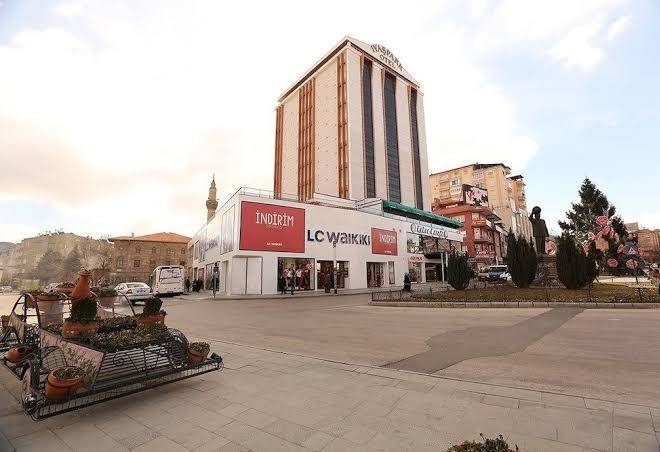 Iyaspark otel