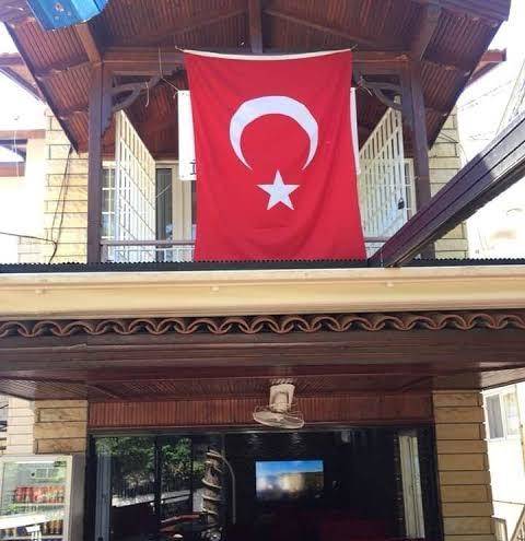 Buyukada gorkemli hotel&cafe