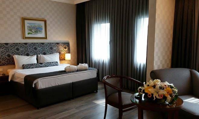 Adela hotel