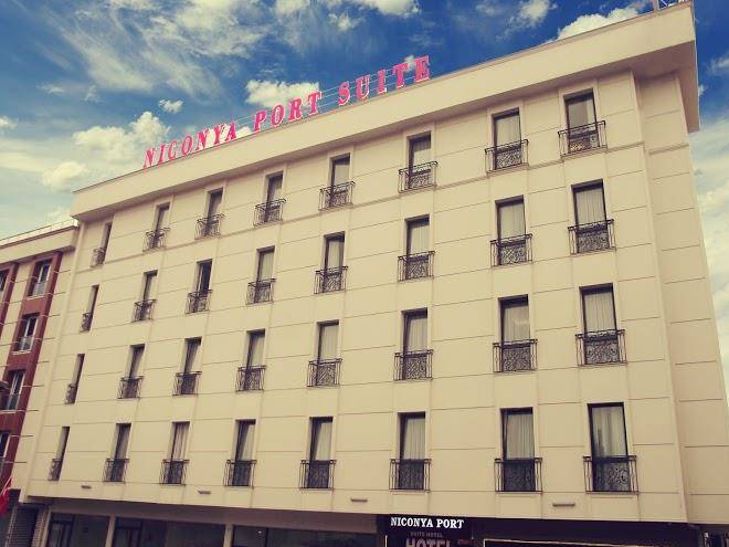 Niconya port suite hotel
