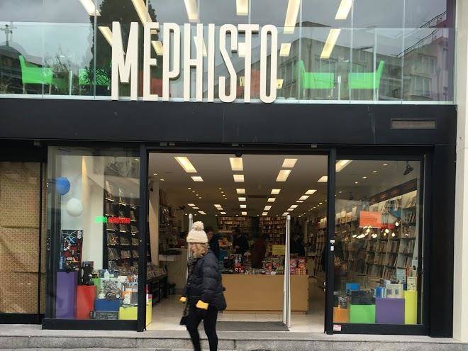 Mephisto kitabevi & cafe besiktas