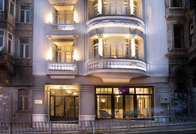 Walton hotels taksim pera
