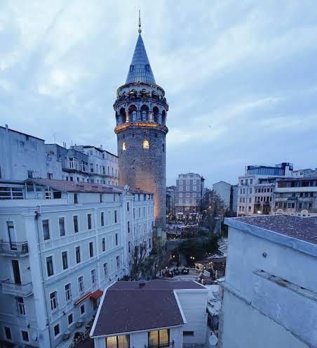 Art nouveau galata