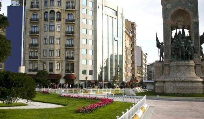 Cordis hotel
