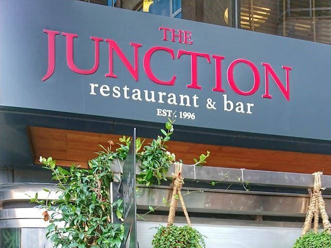 The junction restaurant & bar