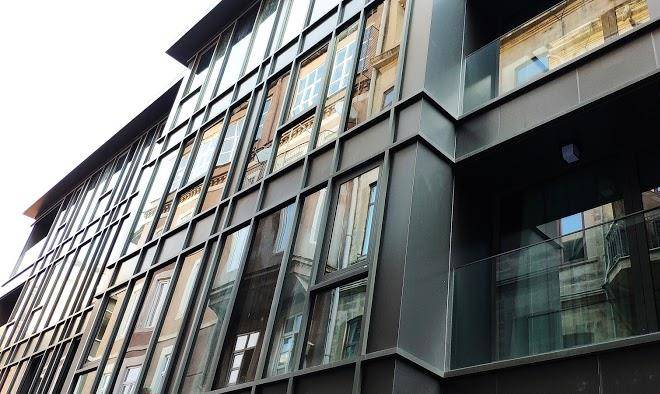 Triada hotel karakoy