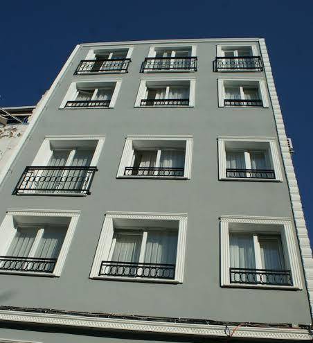 The empress theodora hotel ll