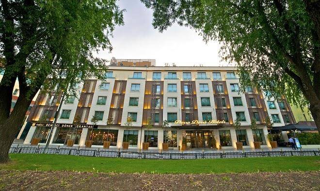 Dosso dossi hotels downtown