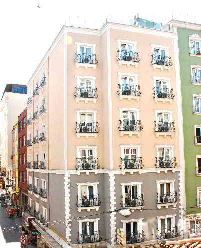 Flower palace hotel