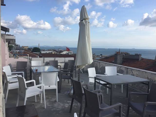 Istanbul Paris Hotel & Hostel Image