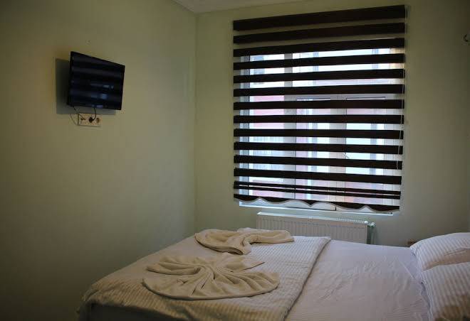 Menar hotel & suite