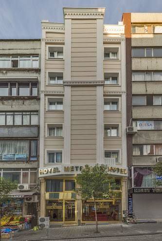 Metrolux Hotel Image