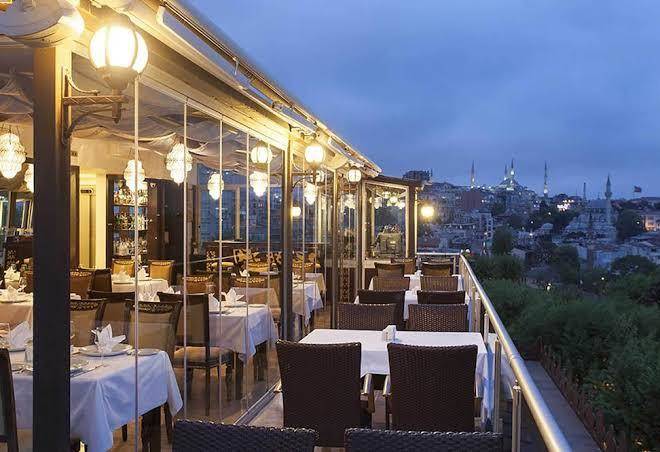 Ottoman hotel park