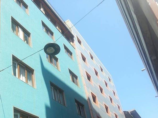 Otel parpali