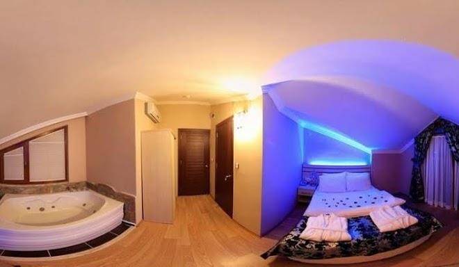 Ay isigi otel