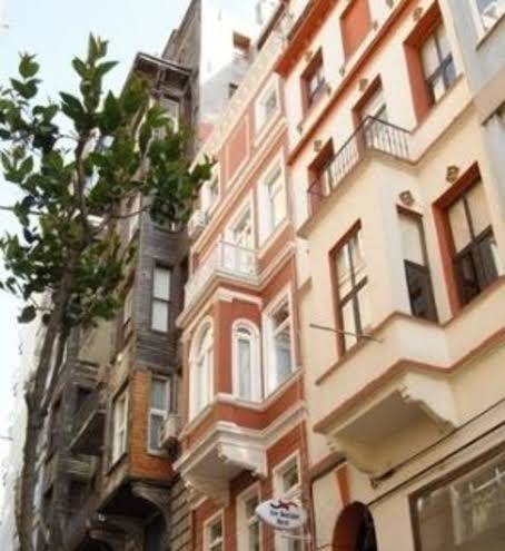 Arach hotel
