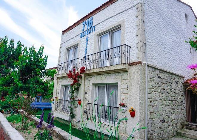 716 alacati butik otel