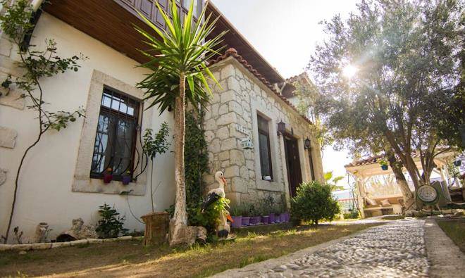 Aisem by hire otel