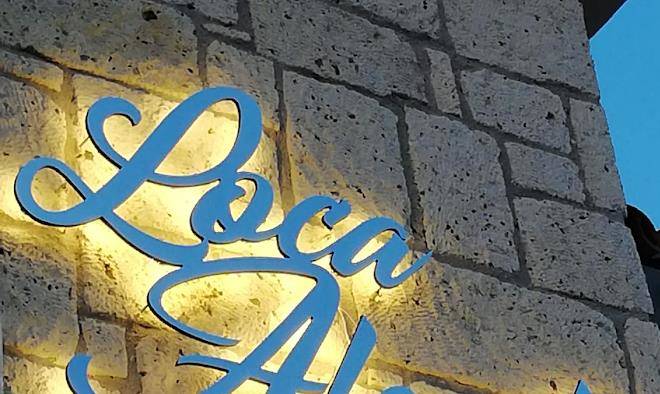 Loca alacati butik otel