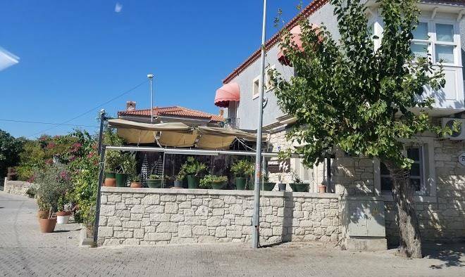 Maslina otel alacati