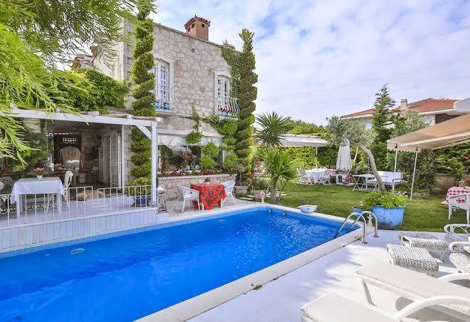 My stone home hotel