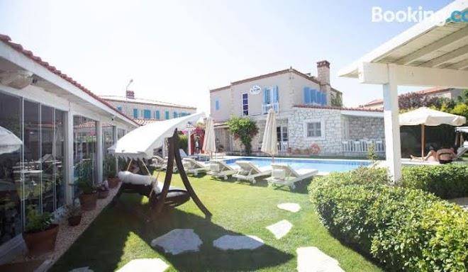 Panda alacati otel