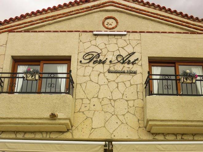 Peri art hotel