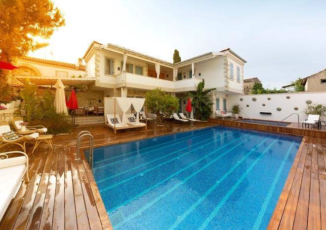 Viento alacati hotel