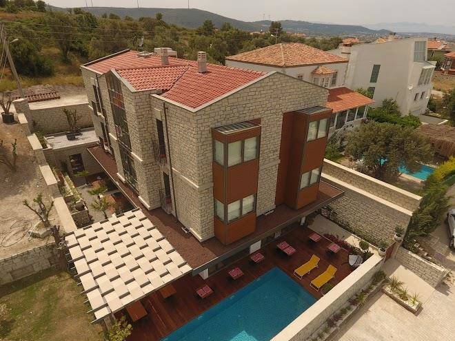 Yer'li otel alacati