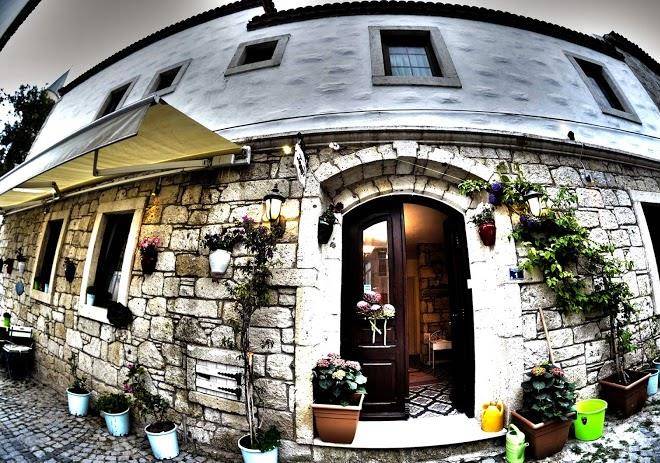 Zeynep otel alacati