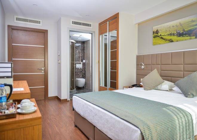 Hakcan otel & western union