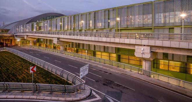 Tav airport hotel izmir