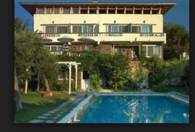Arya hotel karaburun