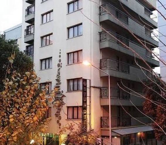 Ustun otel