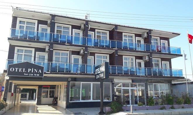 Otel pina