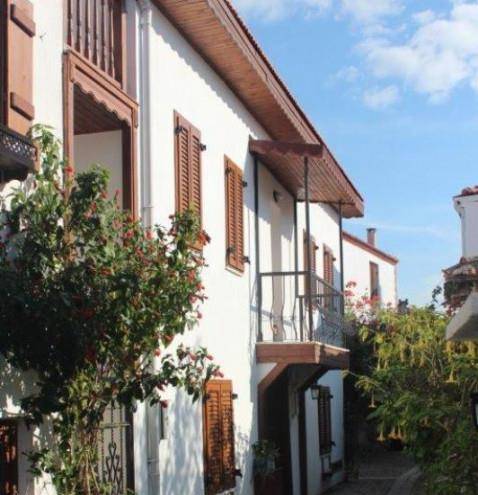 Kaleici silenos boutique otel