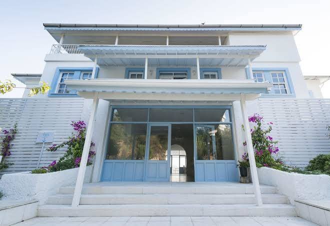 Thea hotel & restaurant