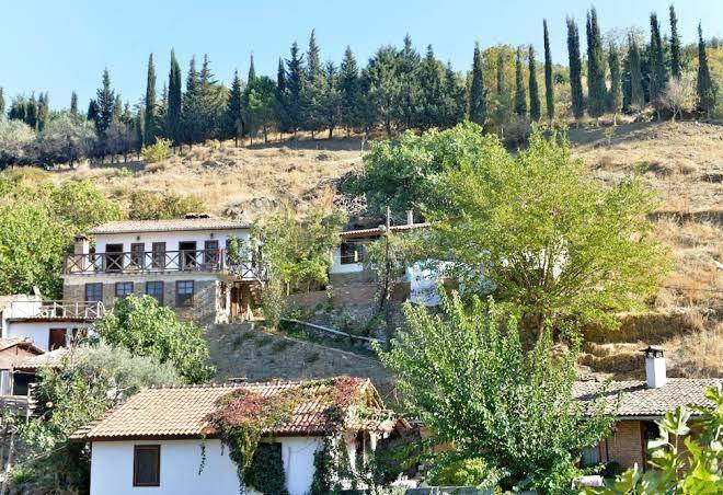 Sirince dogadaki evler
