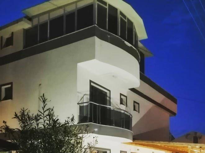 Lal butik otel