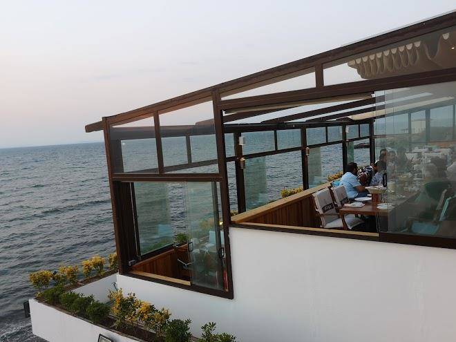 Mavi yaka otel