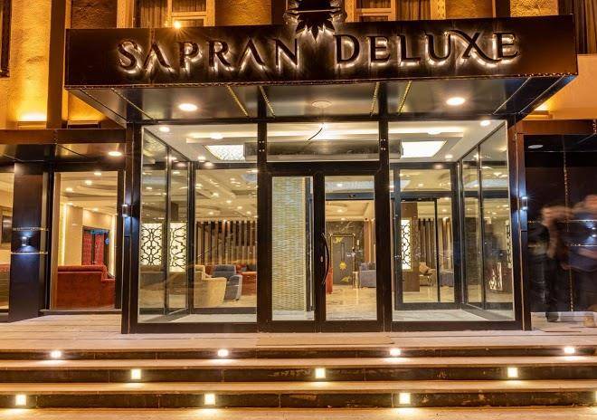 Sapran deluxe hotel