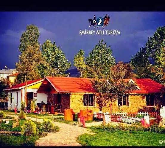 Emirbey atli turizm dogal yasam koyu