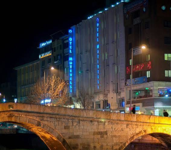 Otel mutevelli