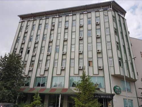 Otel akkus kaya